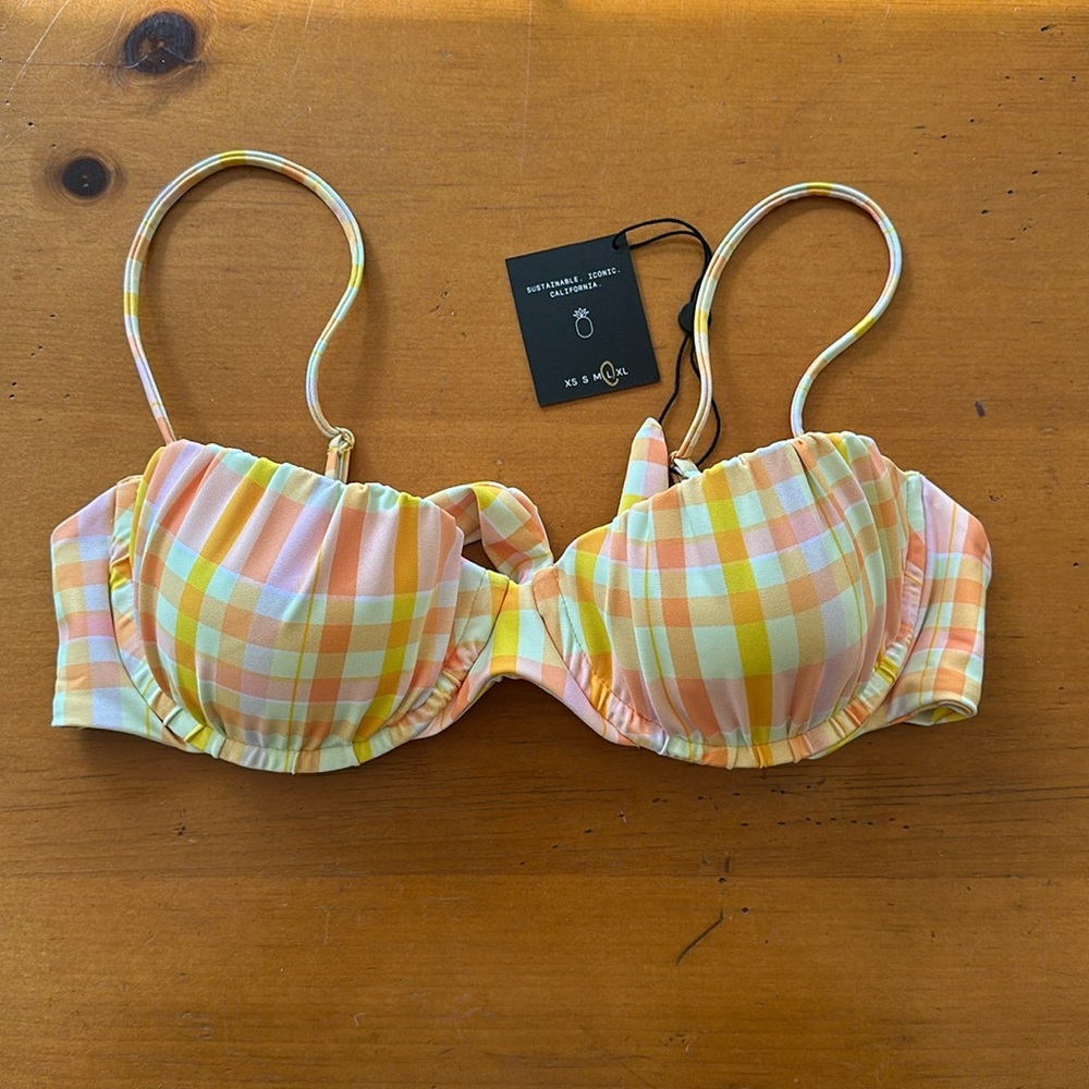 Skatie bathing suit top